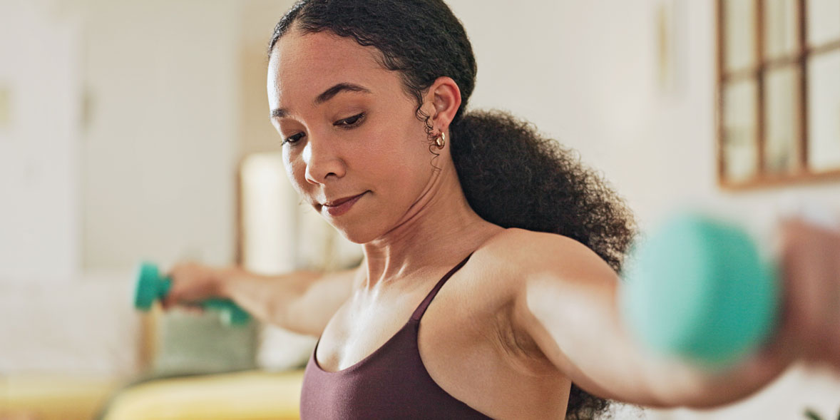 woman lifting weights