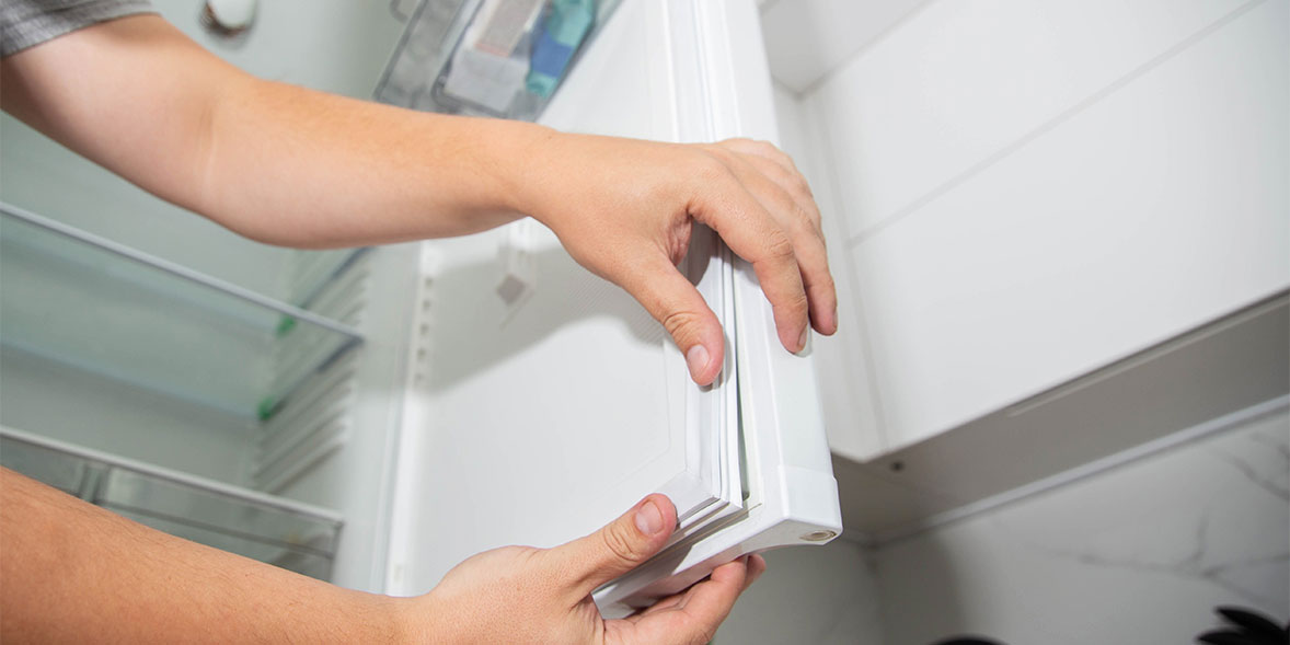 Fixing fridge seal